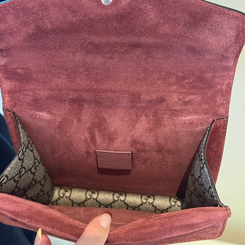 LIKE NEW Gucci Chain Blooms Canvas Purse - Picture 4 of 6